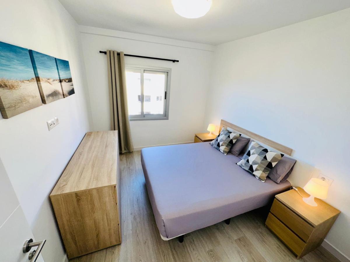 Newly Renovated Vistas Muelle De Los Cristianos Pier View Free Wifi 아로나 외부 사진